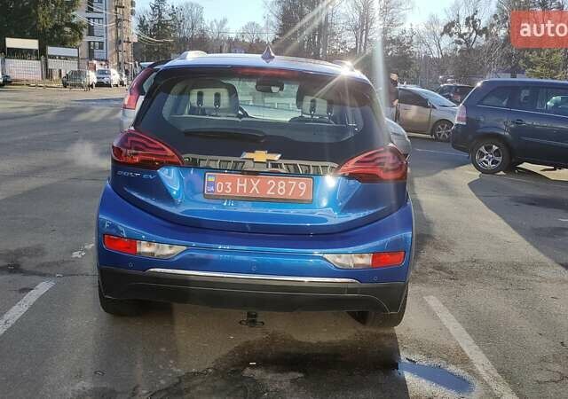 Синий Шевроле Bolt EV, объемом двигателя 0 л и пробегом 85 тыс. км за 16100 $, фото 2 на Automoto.ua