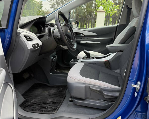 Синий Шевроле Bolt EV, объемом двигателя 0 л и пробегом 62 тыс. км за 15300 $, фото 18 на Automoto.ua
