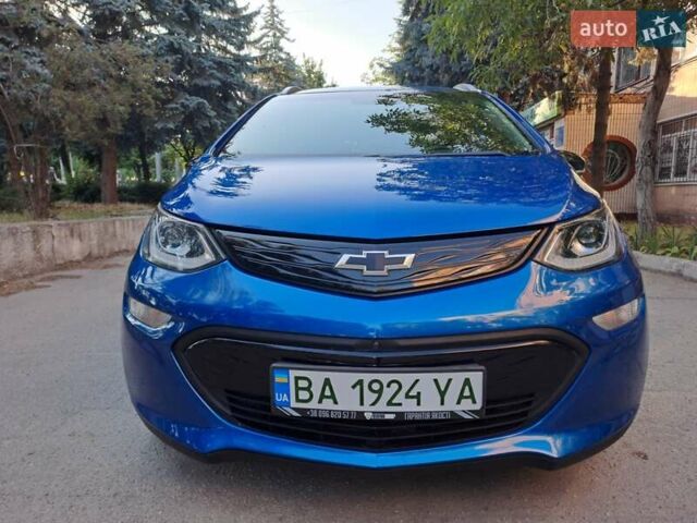 Синий Шевроле Bolt EV, объемом двигателя 0 л и пробегом 7 тыс. км за 16800 $, фото 2 на Automoto.ua