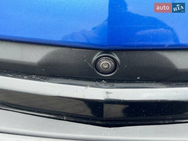 Синий Шевроле Bolt EV, объемом двигателя 0 л и пробегом 83 тыс. км за 20700 $, фото 6 на Automoto.ua