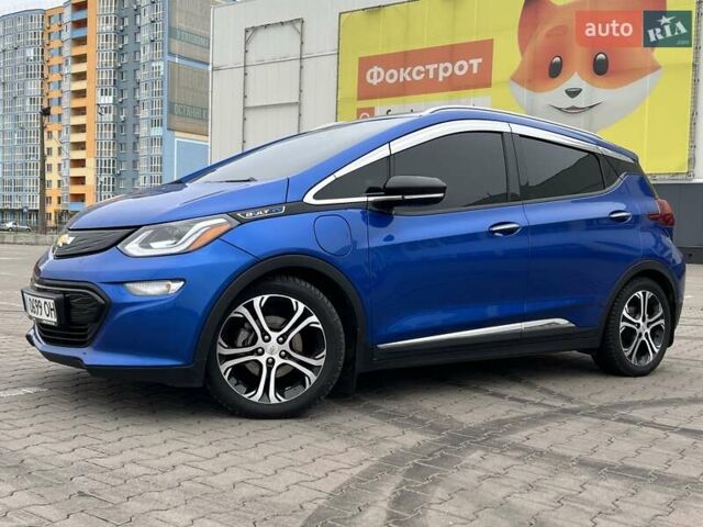 Синий Шевроле Bolt EV, объемом двигателя 0 л и пробегом 83 тыс. км за 20700 $, фото 3 на Automoto.ua