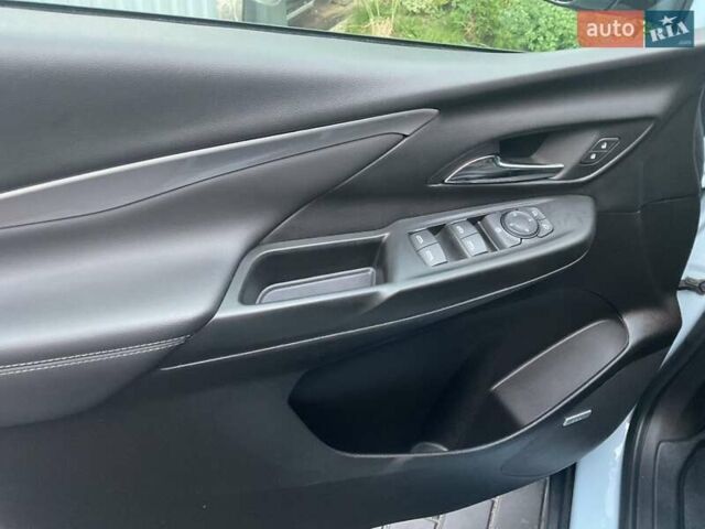 Синий Шевроле Bolt EV, объемом двигателя 0 л и пробегом 37 тыс. км за 20000 $, фото 15 на Automoto.ua