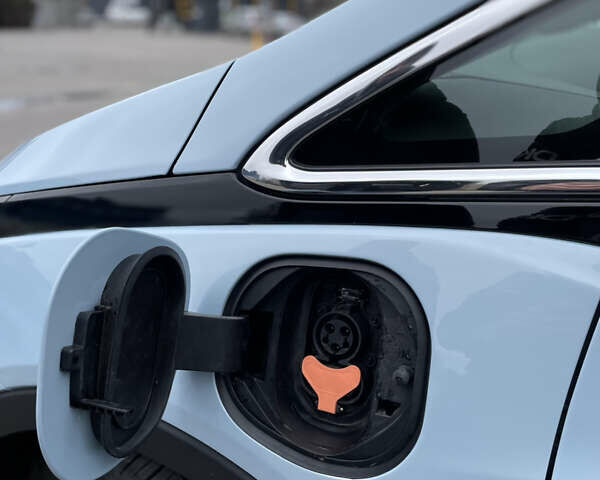 Синій Шевроле Bolt EV, об'ємом двигуна 0 л та пробігом 8 тис. км за 22900 $, фото 8 на Automoto.ua