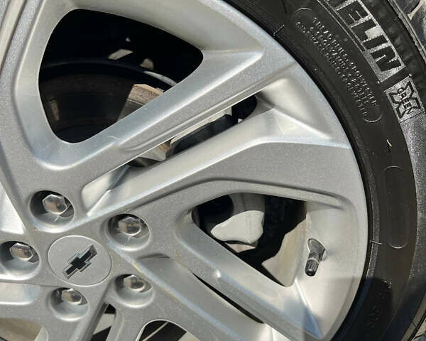 Синий Шевроле Bolt EV, объемом двигателя 0 л и пробегом 35 тыс. км за 17800 $, фото 7 на Automoto.ua