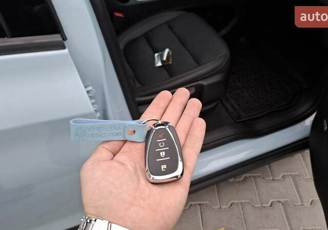 Синий Шевроле Bolt EV, объемом двигателя 0 л и пробегом 16 тыс. км за 20999 $, фото 47 на Automoto.ua
