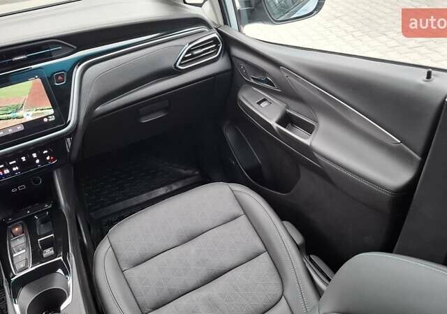 Синий Шевроле Bolt EV, объемом двигателя 0 л и пробегом 16 тыс. км за 19400 $, фото 30 на Automoto.ua