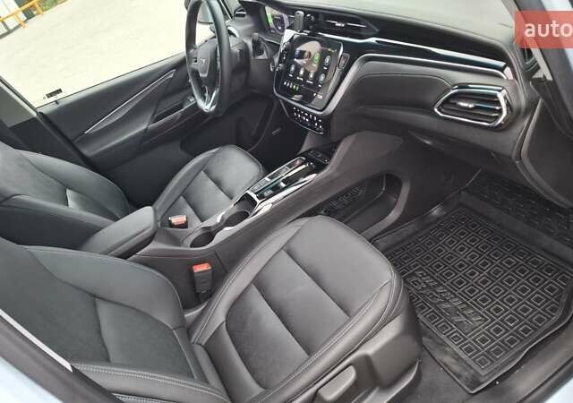 Синий Шевроле Bolt EV, объемом двигателя 0 л и пробегом 16 тыс. км за 19400 $, фото 25 на Automoto.ua