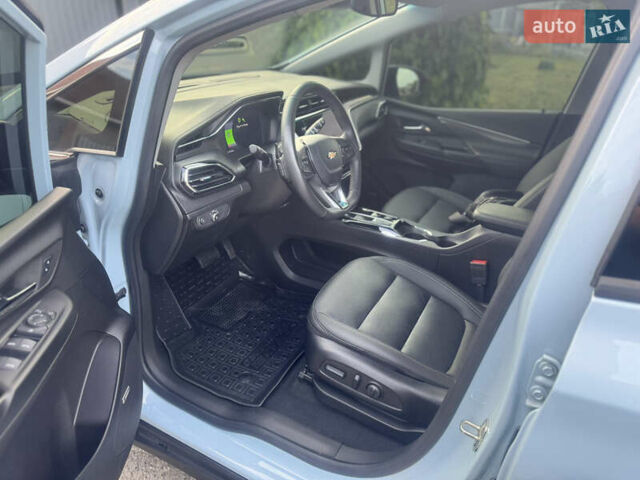 Синий Шевроле Bolt EV, объемом двигателя 0 л и пробегом 54 тыс. км за 19500 $, фото 5 на Automoto.ua