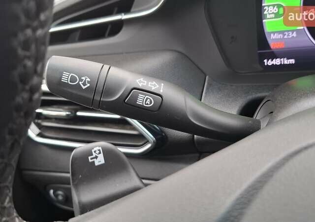 Синий Шевроле Bolt EV, объемом двигателя 0 л и пробегом 16 тыс. км за 19400 $, фото 36 на Automoto.ua