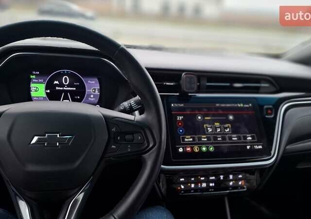 Синий Шевроле Bolt EV, объемом двигателя 0 л и пробегом 16 тыс. км за 19400 $, фото 24 на Automoto.ua