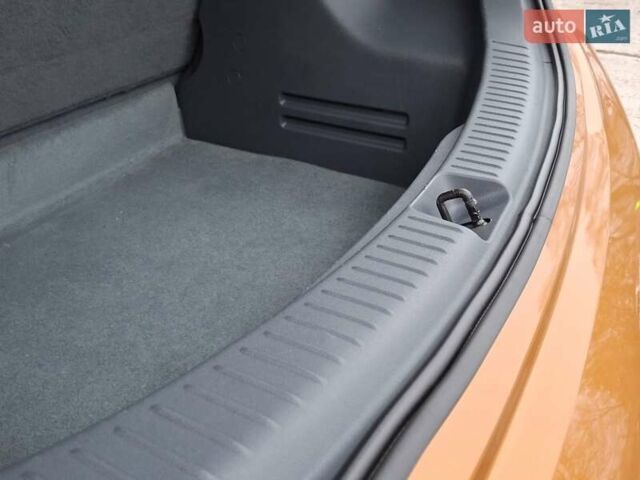 Помаранчевий Шевроле Bolt EV, об'ємом двигуна 0 л та пробігом 77 тис. км за 13900 $, фото 71 на Automoto.ua