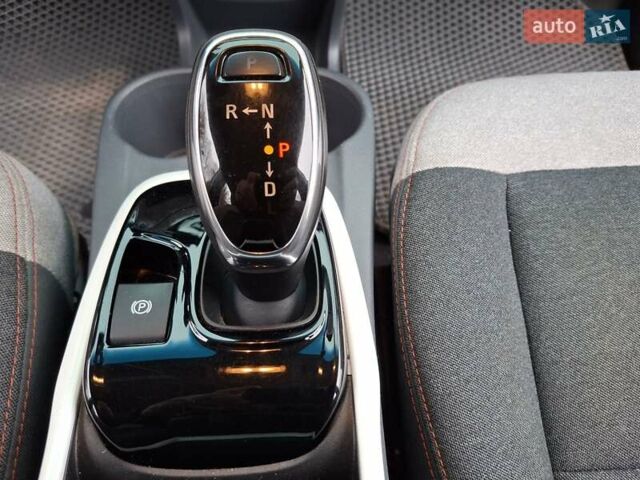 Помаранчевий Шевроле Bolt EV, об'ємом двигуна 0 л та пробігом 77 тис. км за 13900 $, фото 48 на Automoto.ua