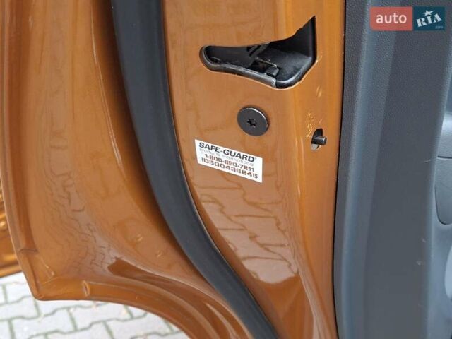 Помаранчевий Шевроле Bolt EV, об'ємом двигуна 0 л та пробігом 77 тис. км за 13900 $, фото 29 на Automoto.ua