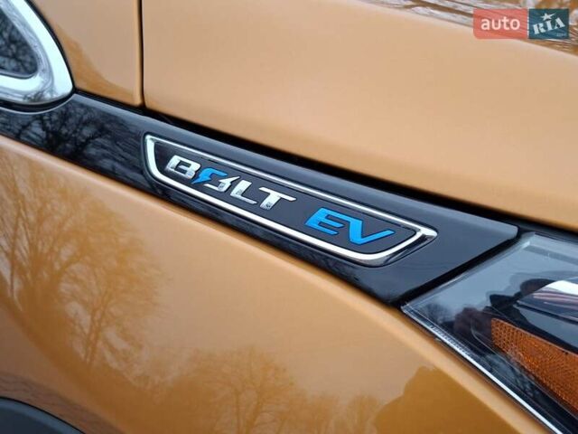 Помаранчевий Шевроле Bolt EV, об'ємом двигуна 0 л та пробігом 77 тис. км за 13900 $, фото 24 на Automoto.ua