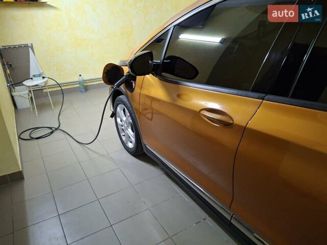 Помаранчевий Шевроле Bolt EV, об'ємом двигуна 0 л та пробігом 77 тис. км за 13900 $, фото 25 на Automoto.ua