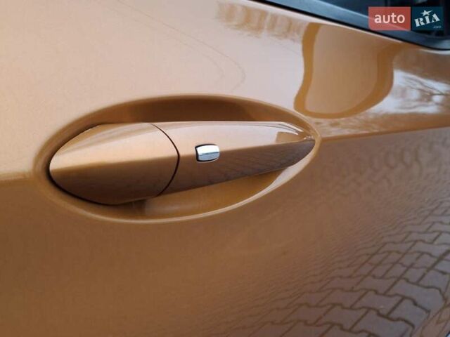 Помаранчевий Шевроле Bolt EV, об'ємом двигуна 0 л та пробігом 77 тис. км за 13900 $, фото 17 на Automoto.ua