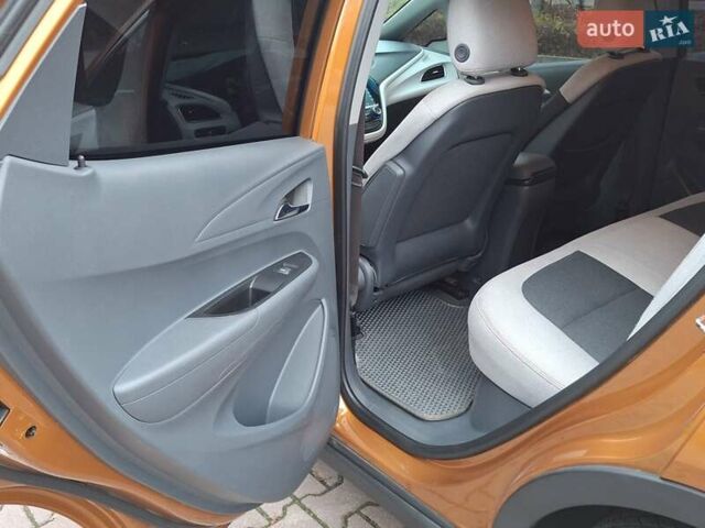 Помаранчевий Шевроле Bolt EV, об'ємом двигуна 0 л та пробігом 77 тис. км за 13900 $, фото 35 на Automoto.ua