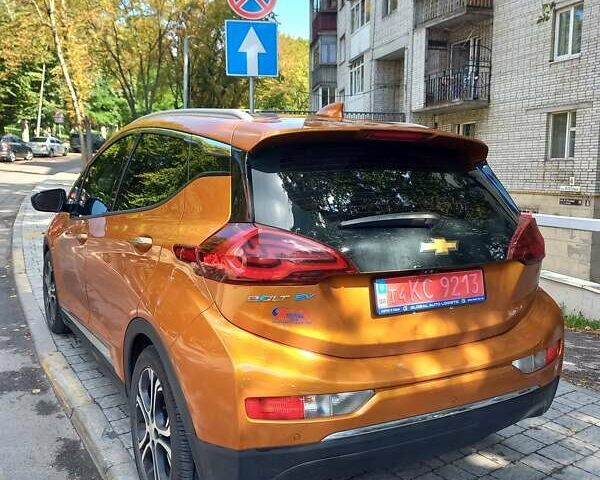 Оранжевый Шевроле Bolt EV, объемом двигателя 0 л и пробегом 135 тыс. км за 13300 $, фото 5 на Automoto.ua