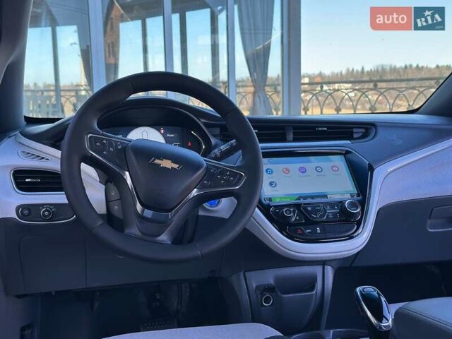 Оранжевый Шевроле Bolt EV, объемом двигателя 0 л и пробегом 111 тыс. км за 13700 $, фото 55 на Automoto.ua