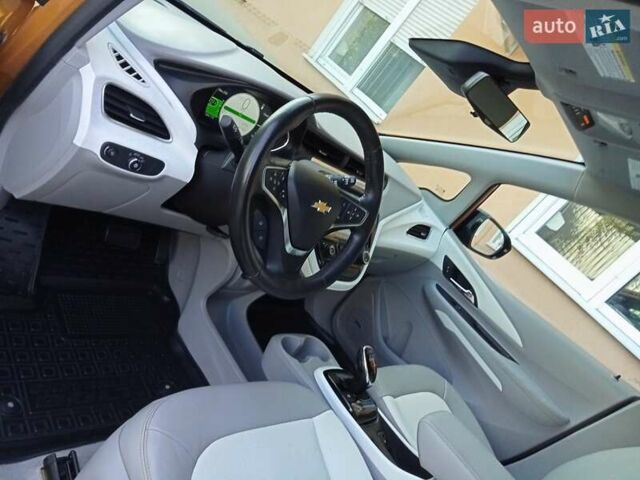 Оранжевый Шевроле Bolt EV, объемом двигателя 0 л и пробегом 148 тыс. км за 15500 $, фото 40 на Automoto.ua