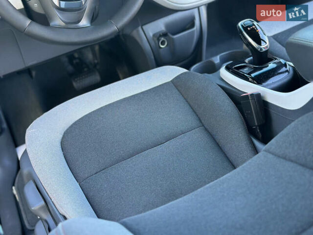 Оранжевый Шевроле Bolt EV, объемом двигателя 0 л и пробегом 111 тыс. км за 13750 $, фото 80 на Automoto.ua