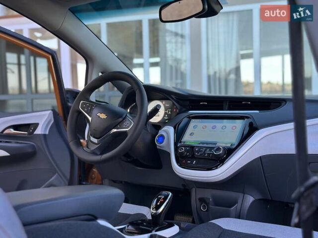 Оранжевый Шевроле Bolt EV, объемом двигателя 0 л и пробегом 111 тыс. км за 13700 $, фото 47 на Automoto.ua
