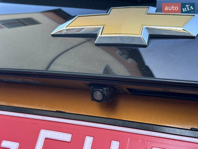 Оранжевый Шевроле Bolt EV, объемом двигателя 0 л и пробегом 111 тыс. км за 13750 $, фото 45 на Automoto.ua