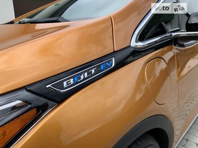 Помаранчевий Шевроле Bolt EV, об'ємом двигуна 0 л та пробігом 100 тис. км за 16999 $, фото 19 на Automoto.ua