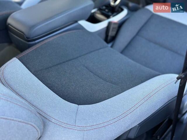 Оранжевый Шевроле Bolt EV, объемом двигателя 0 л и пробегом 111 тыс. км за 13700 $, фото 49 на Automoto.ua