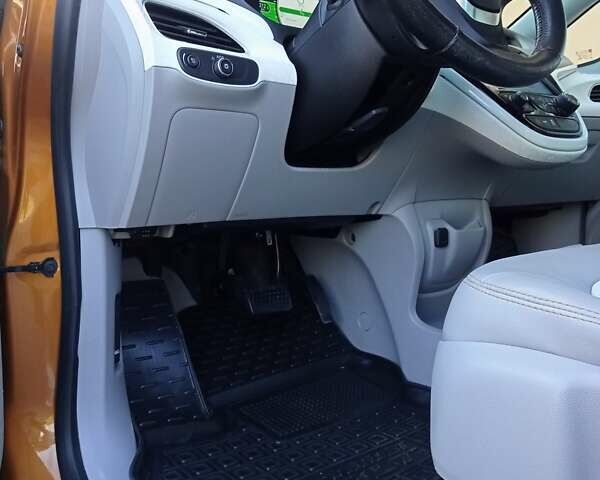 Оранжевый Шевроле Bolt EV, объемом двигателя 0 л и пробегом 148 тыс. км за 15500 $, фото 47 на Automoto.ua