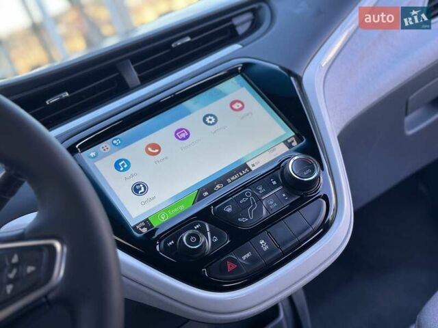 Оранжевый Шевроле Bolt EV, объемом двигателя 0 л и пробегом 111 тыс. км за 13700 $, фото 85 на Automoto.ua