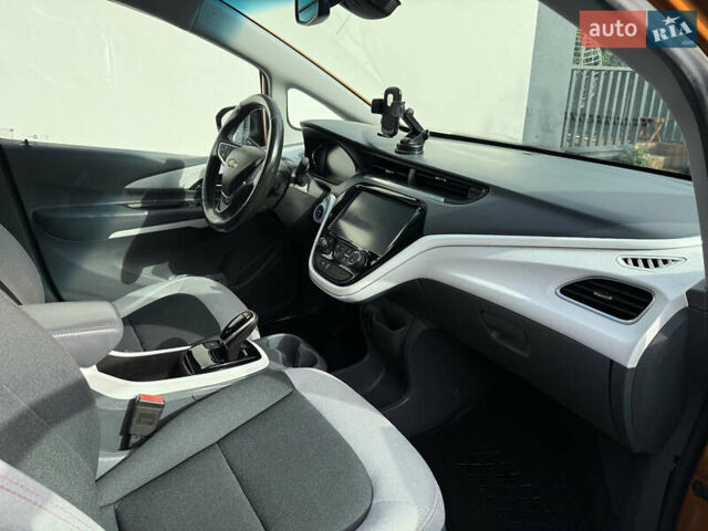 Помаранчевий Шевроле Bolt EV, об'ємом двигуна 0 л та пробігом 110 тис. км за 12950 $, фото 10 на Automoto.ua