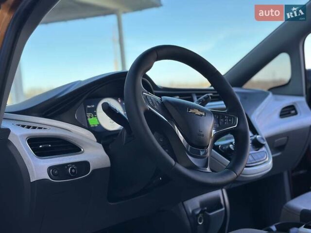 Оранжевый Шевроле Bolt EV, объемом двигателя 0 л и пробегом 111 тыс. км за 13700 $, фото 89 на Automoto.ua