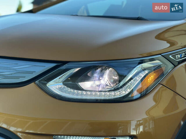 Оранжевый Шевроле Bolt EV, объемом двигателя 0 л и пробегом 111 тыс. км за 13750 $, фото 91 на Automoto.ua