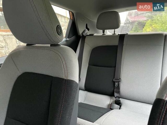 Оранжевый Шевроле Bolt EV, объемом двигателя 0 л и пробегом 52 тыс. км за 13900 $, фото 13 на Automoto.ua