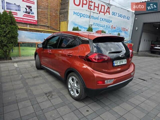 Оранжевый Шевроле Bolt EV, объемом двигателя 0 л и пробегом 63 тыс. км за 17000 $, фото 2 на Automoto.ua