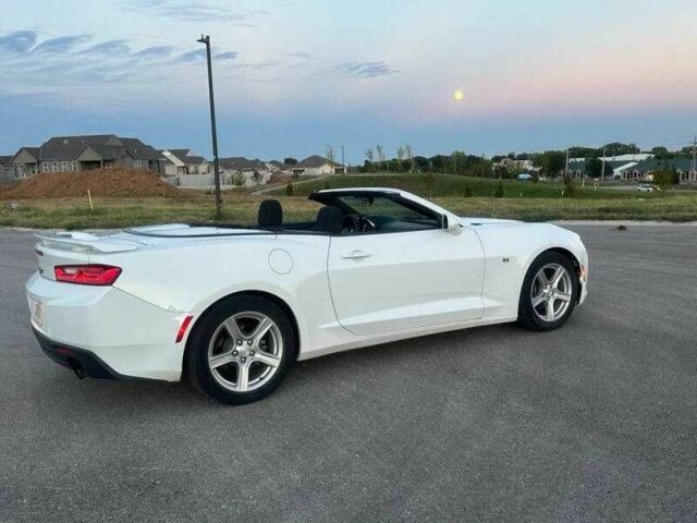 Белый Шевроле Камаро, объемом двигателя 3.6 л и пробегом 57 тыс. км за 4900 $, фото 4 на Automoto.ua