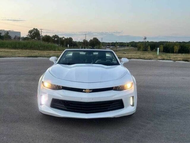 Белый Шевроле Камаро, объемом двигателя 3.6 л и пробегом 57 тыс. км за 4900 $, фото 7 на Automoto.ua