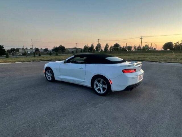 Белый Шевроле Камаро, объемом двигателя 3.6 л и пробегом 57 тыс. км за 4900 $, фото 20 на Automoto.ua