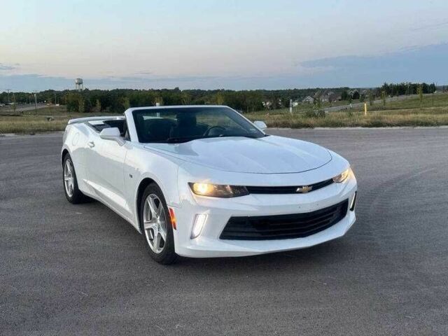 Белый Шевроле Камаро, объемом двигателя 3.6 л и пробегом 57 тыс. км за 4900 $, фото 6 на Automoto.ua