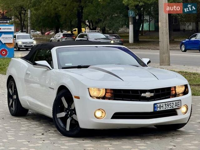 Белый Шевроле Камаро, объемом двигателя 3.56 л и пробегом 154 тыс. км за 12900 $, фото 3 на Automoto.ua
