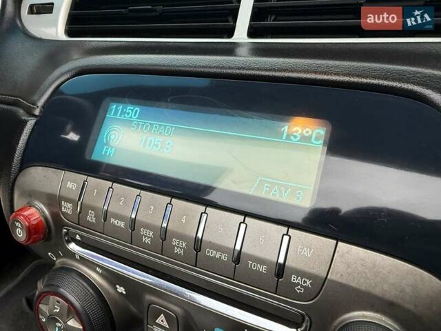 Белый Шевроле Камаро, объемом двигателя 3.56 л и пробегом 154 тыс. км за 12900 $, фото 19 на Automoto.ua