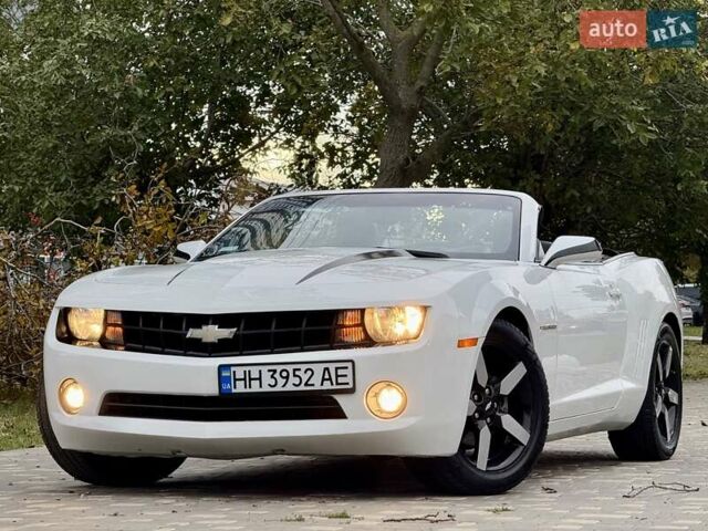Белый Шевроле Камаро, объемом двигателя 3.56 л и пробегом 154 тыс. км за 12900 $, фото 62 на Automoto.ua