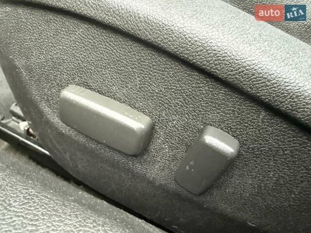 Белый Шевроле Камаро, объемом двигателя 3.56 л и пробегом 154 тыс. км за 12900 $, фото 29 на Automoto.ua