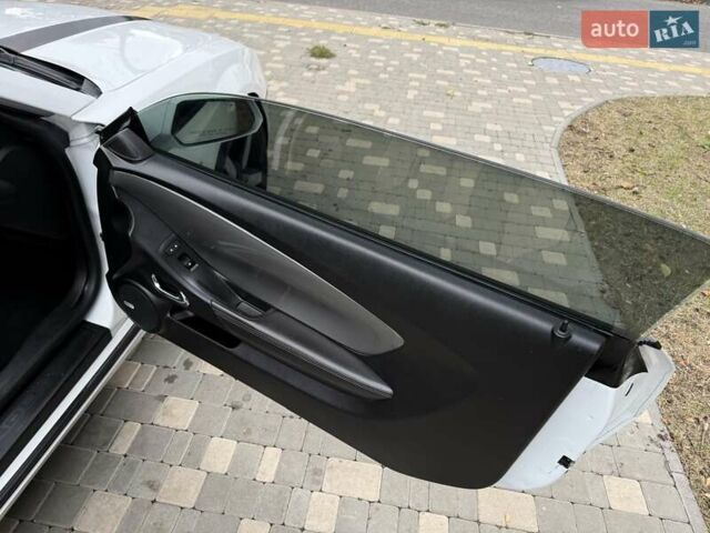 Белый Шевроле Камаро, объемом двигателя 3.56 л и пробегом 154 тыс. км за 12900 $, фото 34 на Automoto.ua