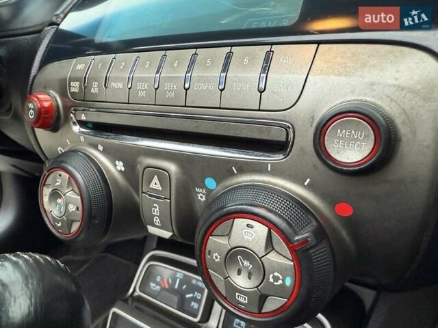 Белый Шевроле Камаро, объемом двигателя 3.56 л и пробегом 154 тыс. км за 12900 $, фото 21 на Automoto.ua