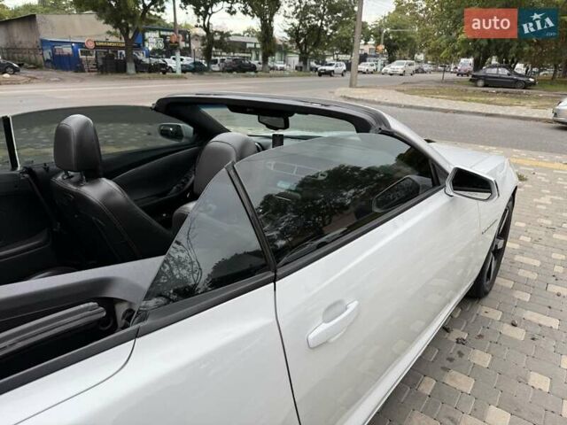 Белый Шевроле Камаро, объемом двигателя 3.56 л и пробегом 154 тыс. км за 12900 $, фото 41 на Automoto.ua