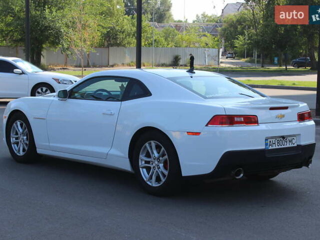 Белый Шевроле Камаро, объемом двигателя 3.6 л и пробегом 131 тыс. км за 14499 $, фото 3 на Automoto.ua