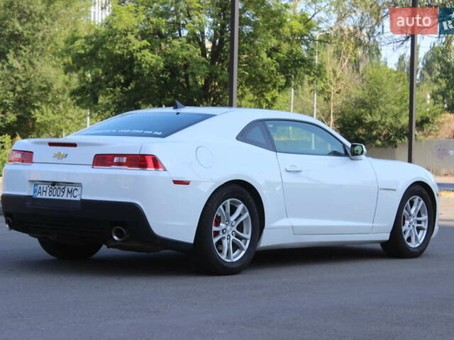 Белый Шевроле Камаро, объемом двигателя 3.6 л и пробегом 131 тыс. км за 14499 $, фото 4 на Automoto.ua