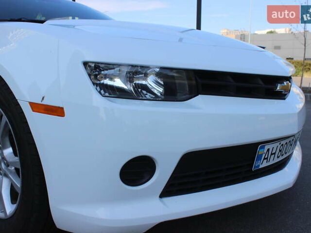 Белый Шевроле Камаро, объемом двигателя 3.6 л и пробегом 131 тыс. км за 14499 $, фото 7 на Automoto.ua